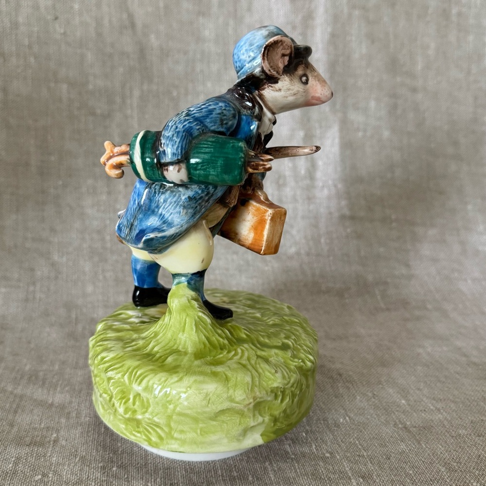 vintage 1980 Schmid Johnny Town-Mouse music box Beatrix Potter